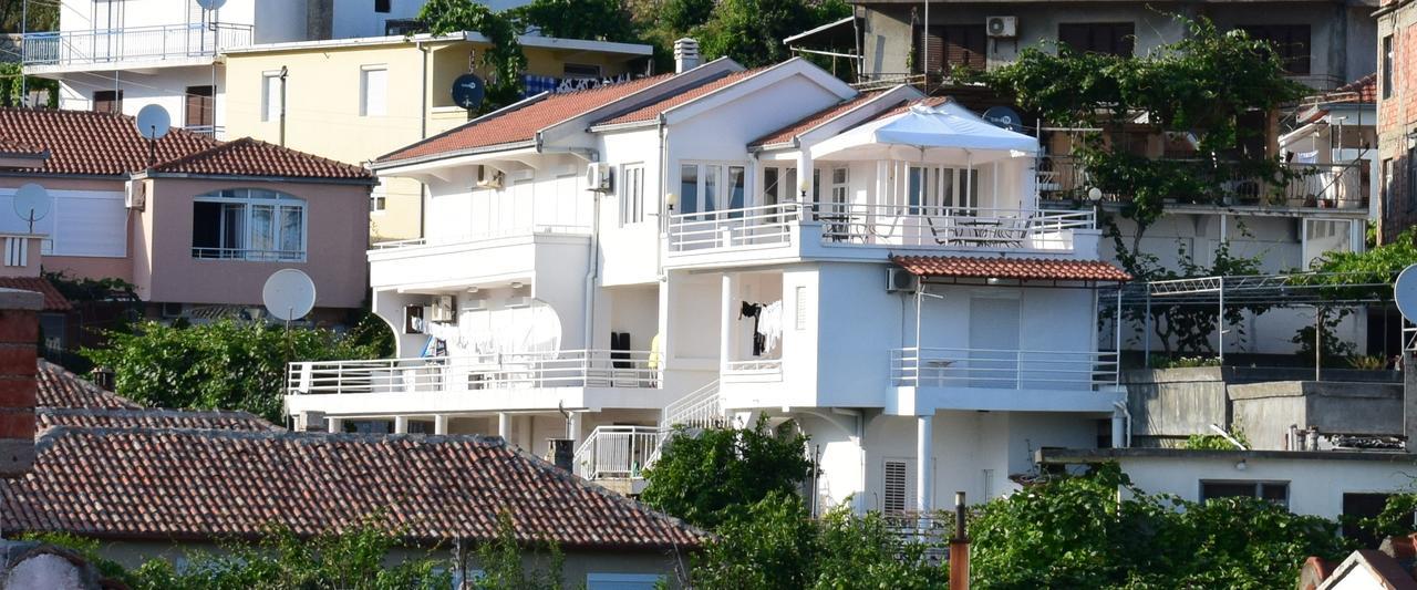 Villa Guci Ulcinj Exterior photo